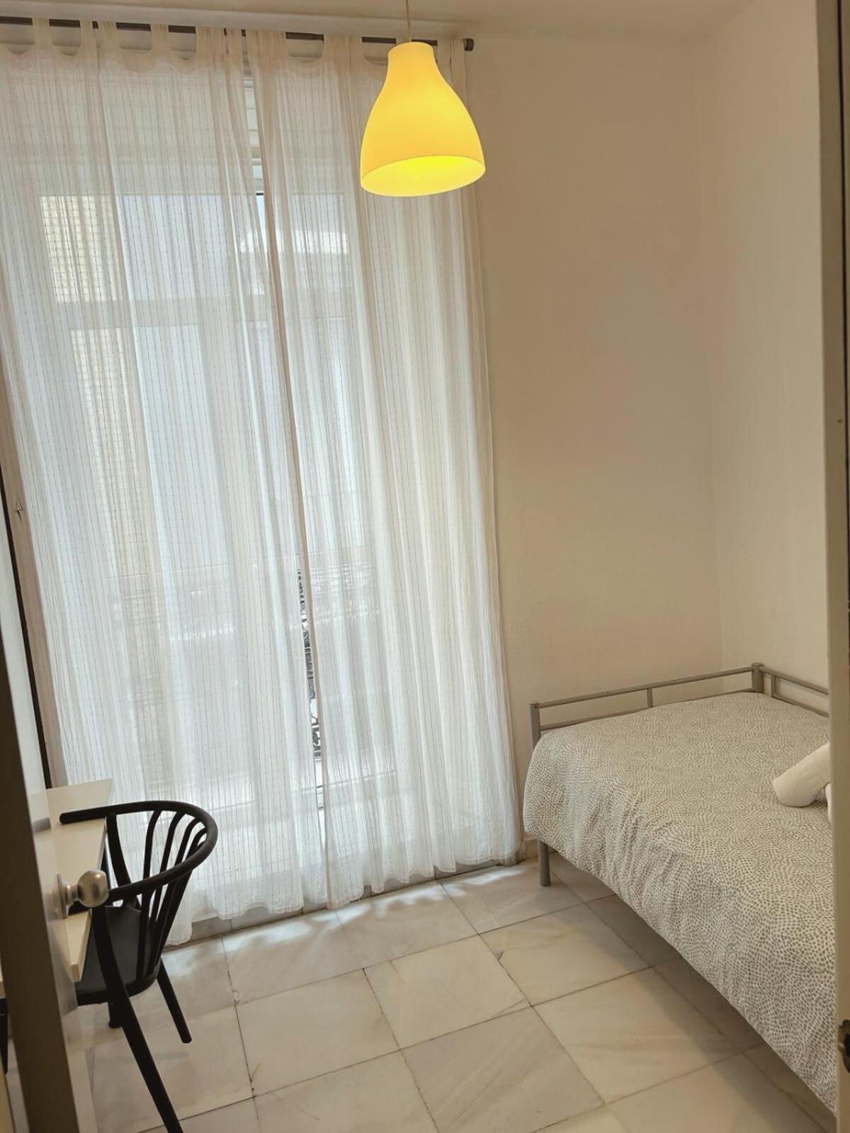La Central Sevilla Екстериор снимка