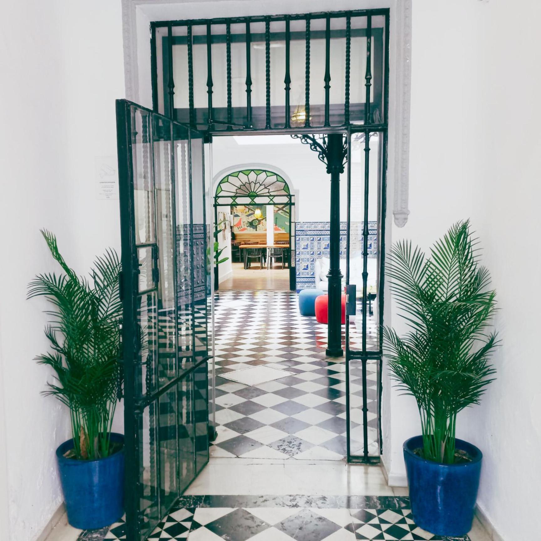 La Central Sevilla Екстериор снимка